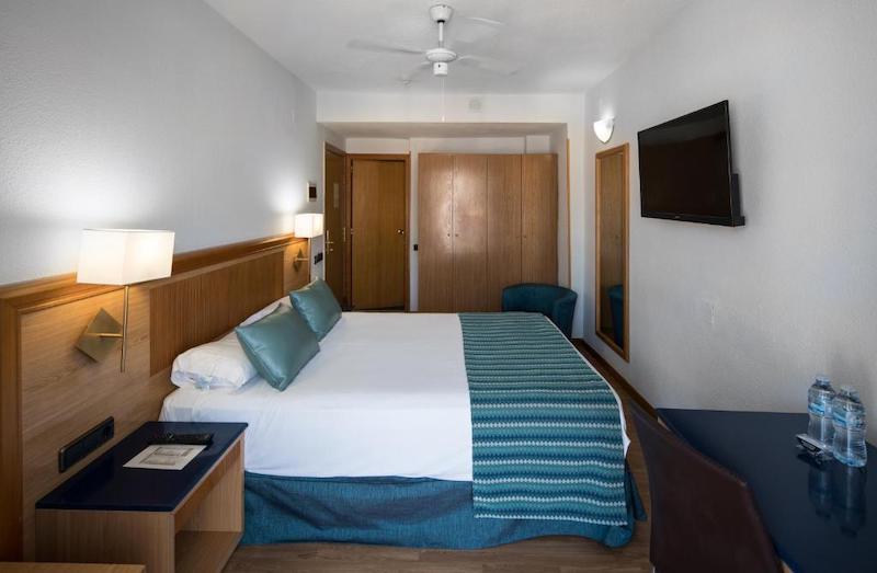 habitacion terrace catalonia las vegas 03