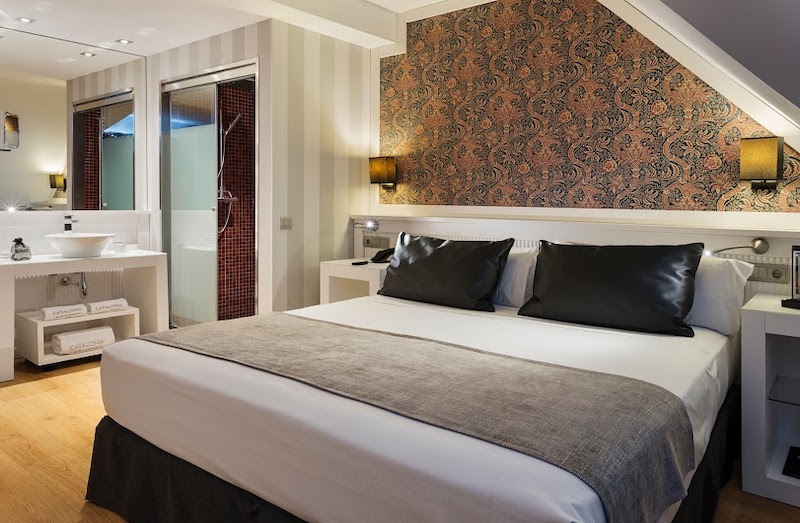 habitacion terraza vista tajo catalonia reina victoria 02