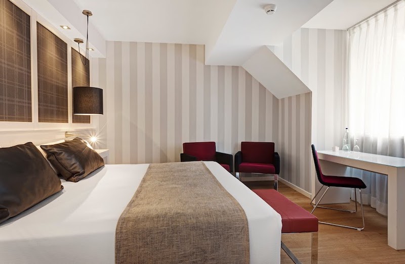 catalonia amsterdam doble 02