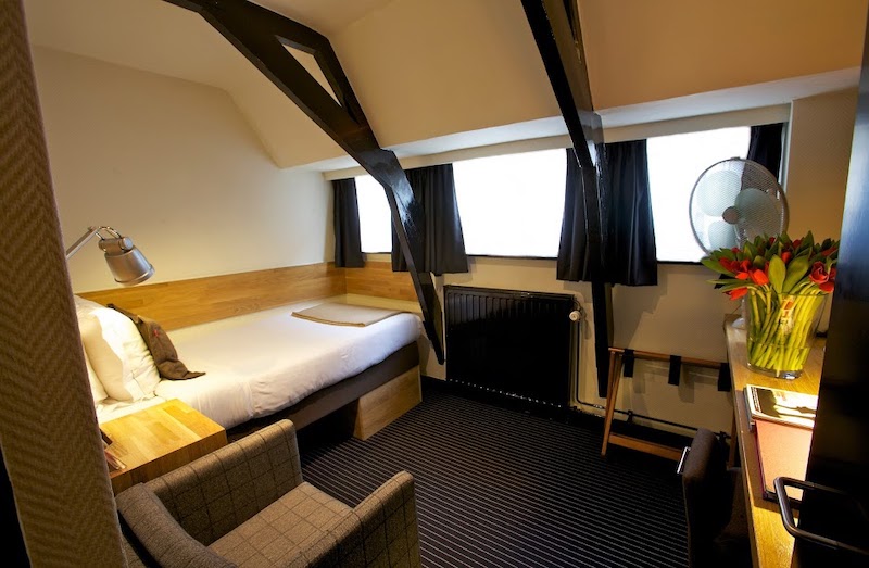 catalonia amsterdam individual 01