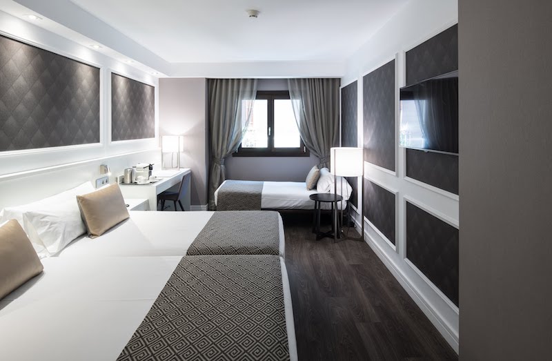 catalonia magdalenes triple 02