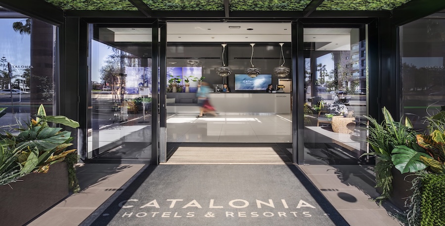catalonia malaga entrada 01