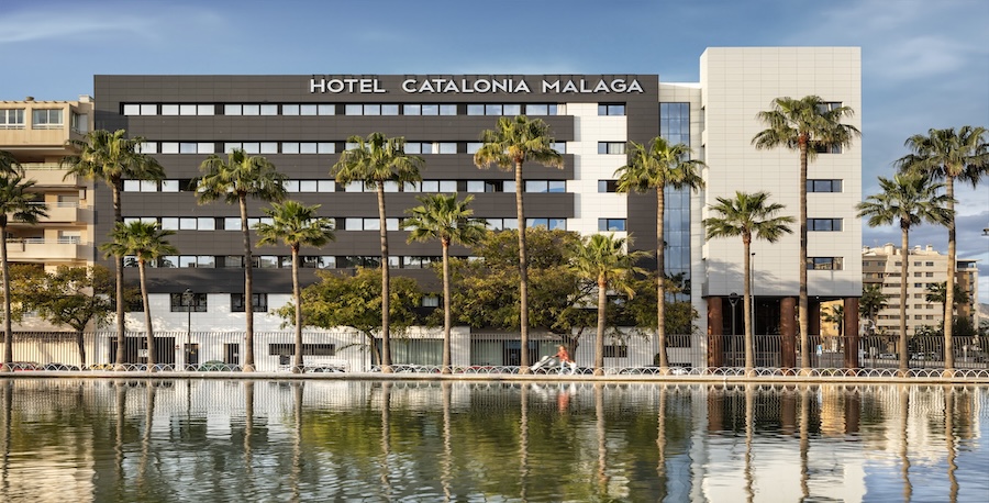 catalonia malaga fachada 01