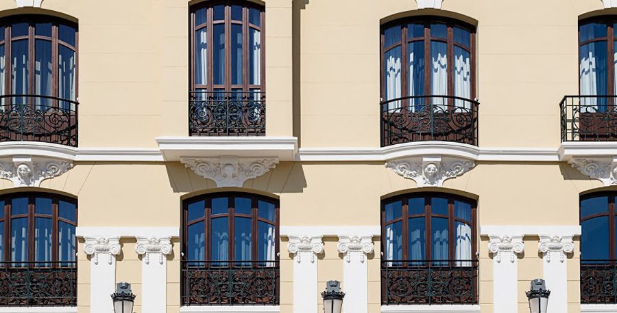 catalonia ronda front closeup