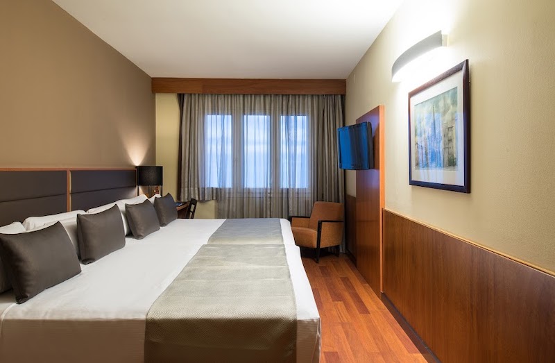 habitacion cuadruple catalonia diagonal centro 03