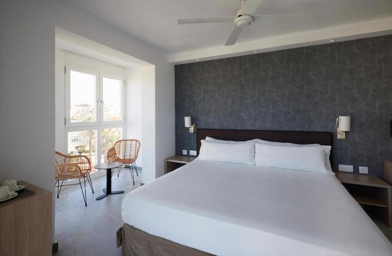 habitacion doble catalonia mirador des port 02