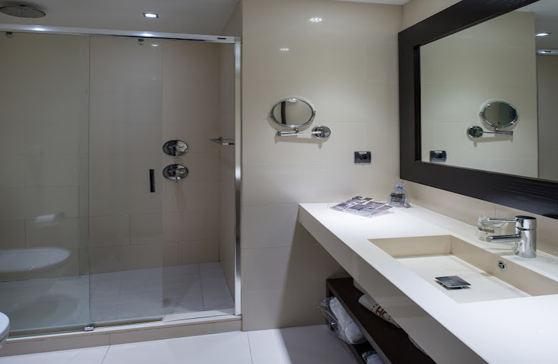 habitacion doble superior catalonia avinyo 04