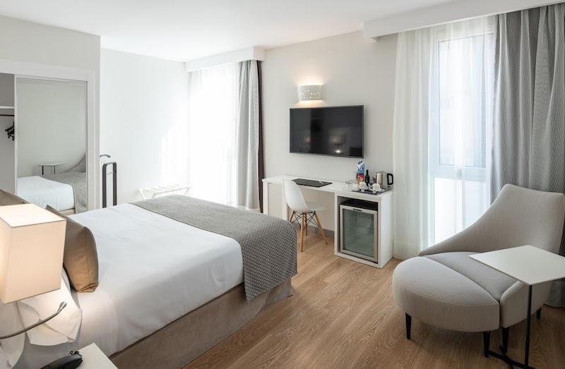 habitacion doble superior catalonia bristol 01