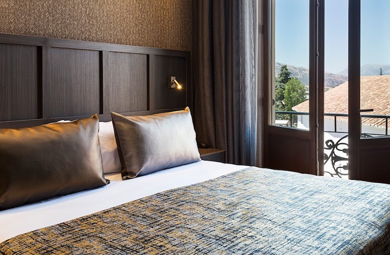 habitacion junior suite family catalonia ronda 01