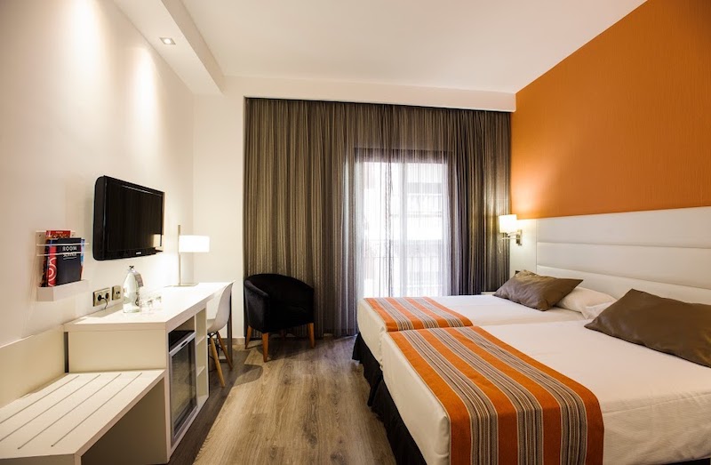 habitacion premium catalonia floridablanca 04