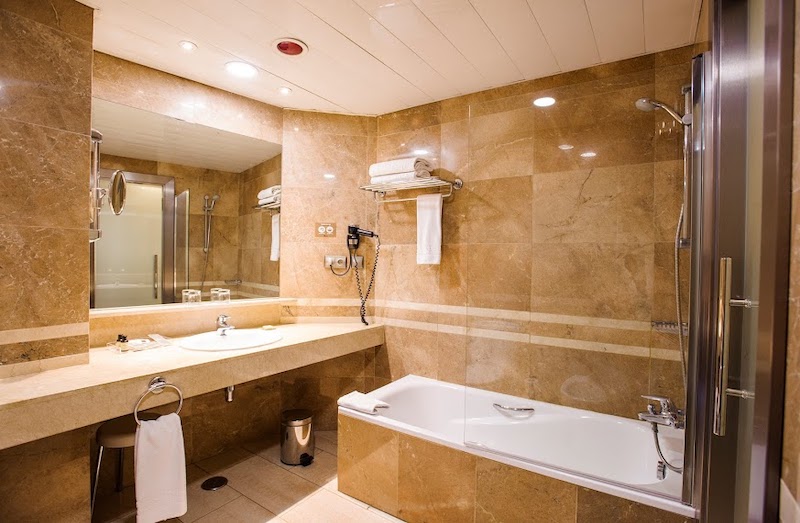 habitacion premium catalonia floridablanca 05