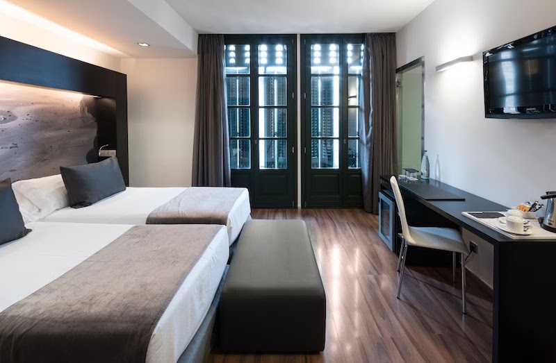 habitacion superior catalonia catedral 02