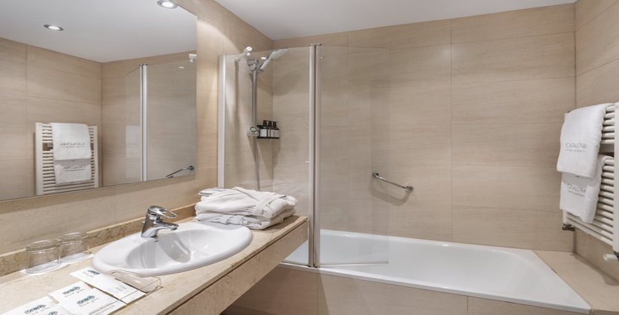 habitacion superior catalonia el retiro 04