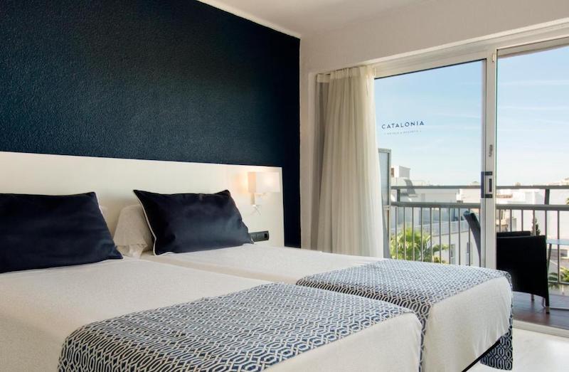 habitacion terrace pool view catalonia del mar 03