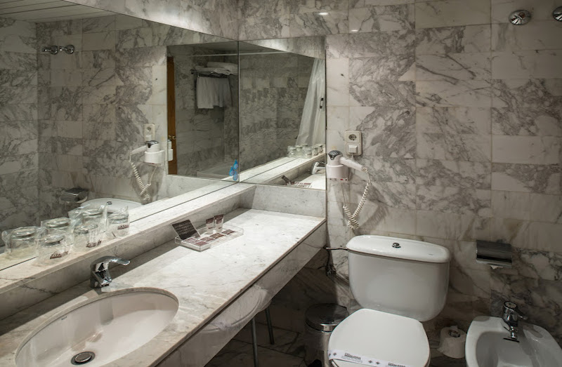 habitacion triple catalonia albeniz 04