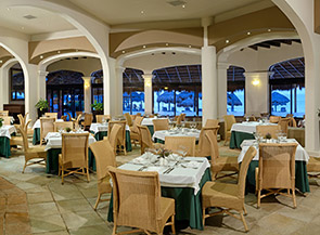restaurante grill and steak house catalonia riviera maya.01