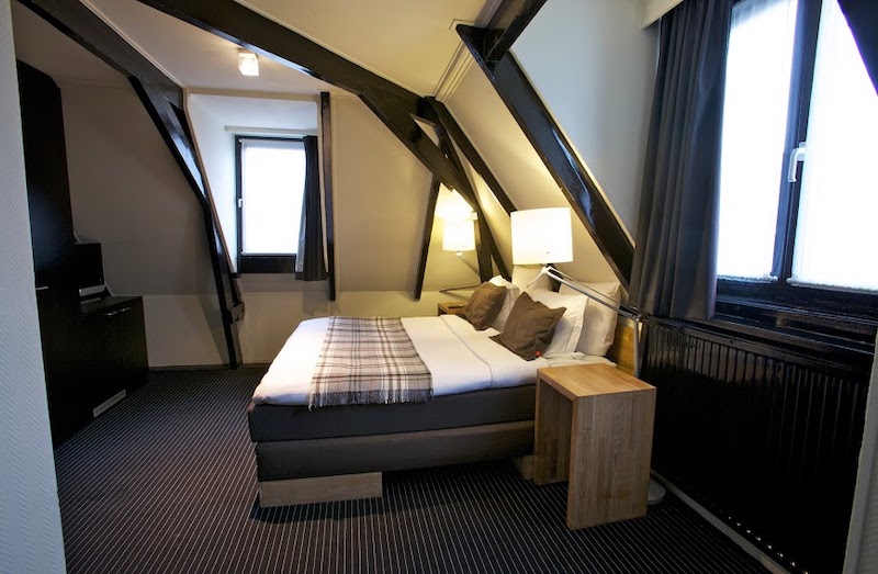 catalonia amsterdam doble 01