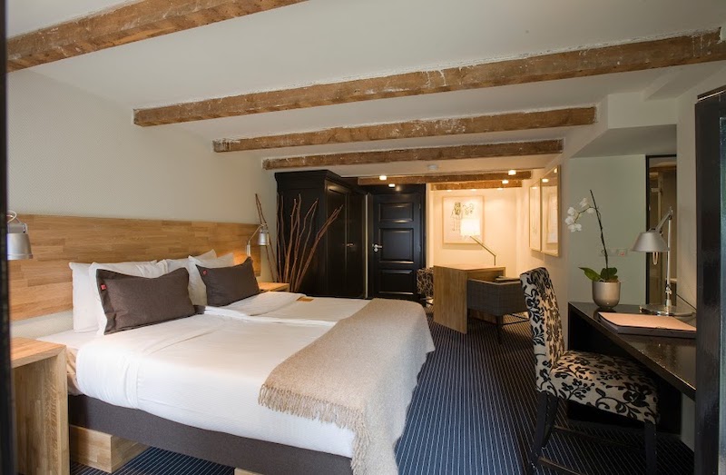 catalonia amsterdam double basement 01