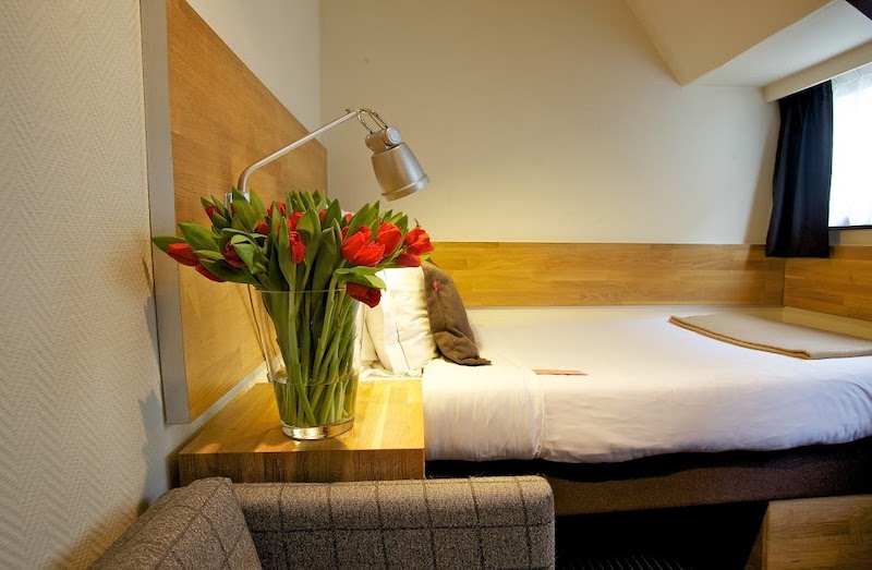 catalonia amsterdam individual 03