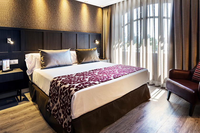 catalonia ronda hab superior 01