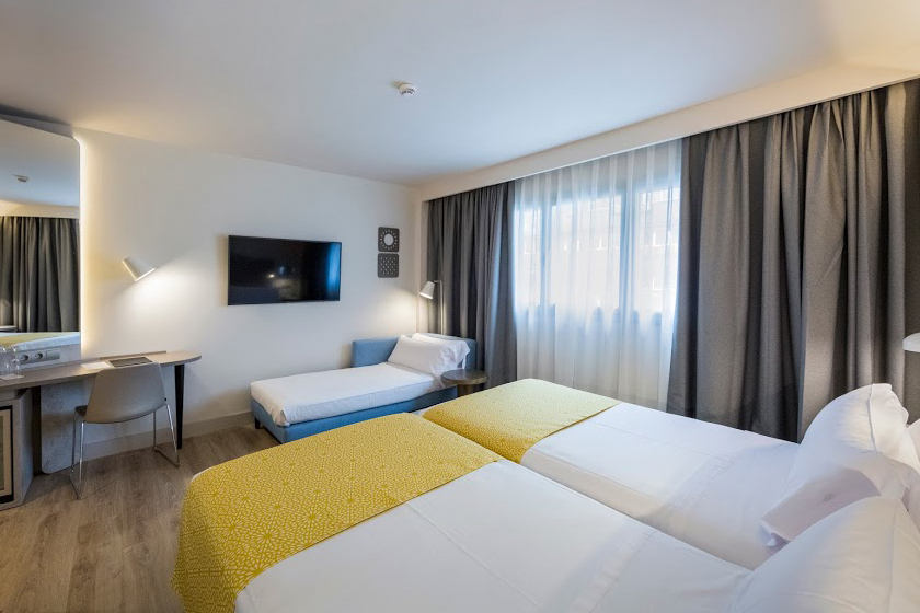 cataloniagranada hab triple (1)