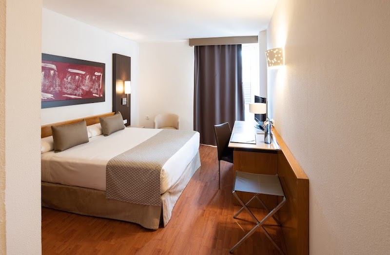 habitacion doble catalonia bristol 01