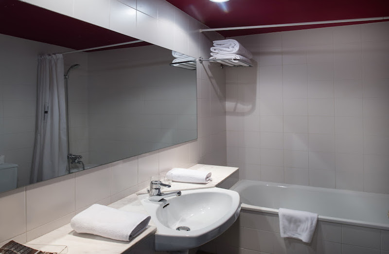 habitacion doble catalonia gran hotel verdi 03