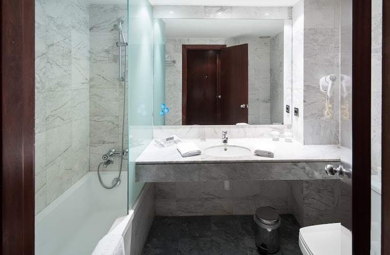 habitacion doble catalonia gran hotel verdi 04