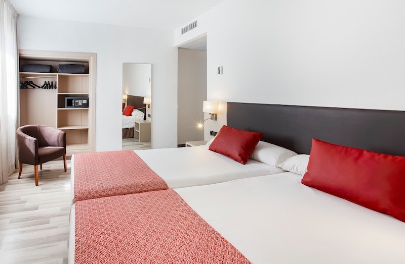 habitacion doble catalonia hispalis 02