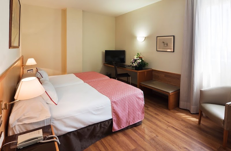 habitacion doble catalonia hispalis 05