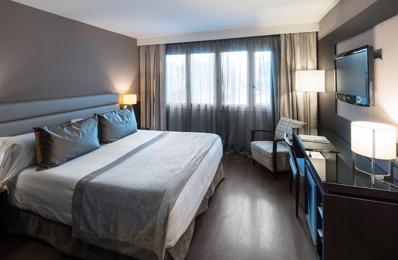 habitacion doble catalonia rigoletto 02