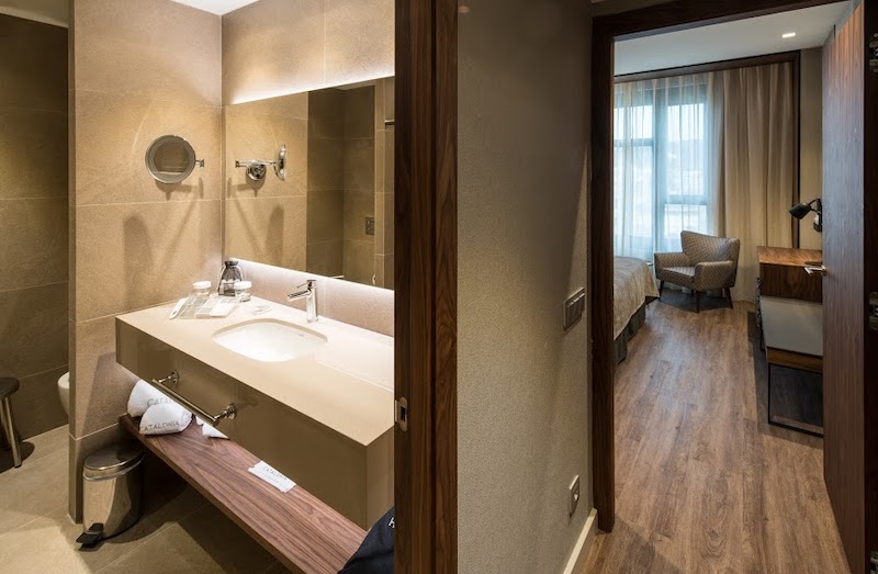 habitacion executive vista plaza catalonia barcelona plaza 05