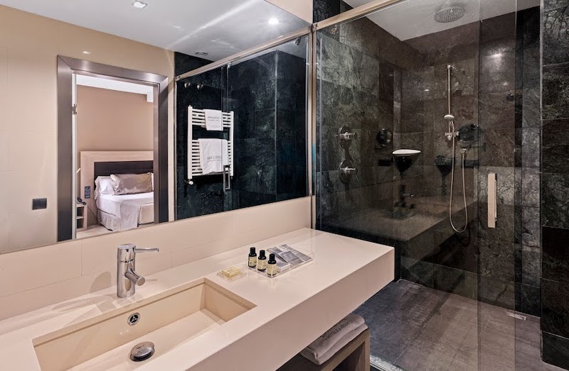 habitacion familiar catalonia atocha 04