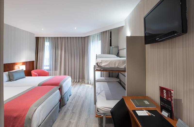 habitacion familiar catalonia barcelona 505 04