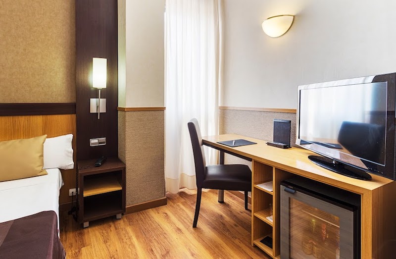 habitacion individual catalonia giralda 03