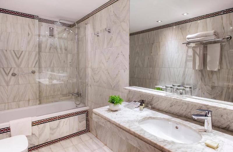 habitacion individual catalonia hispalis 04