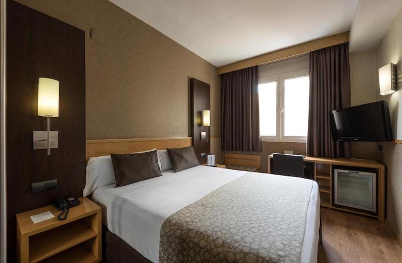 habitacion individual catalonia sagrada familia 02