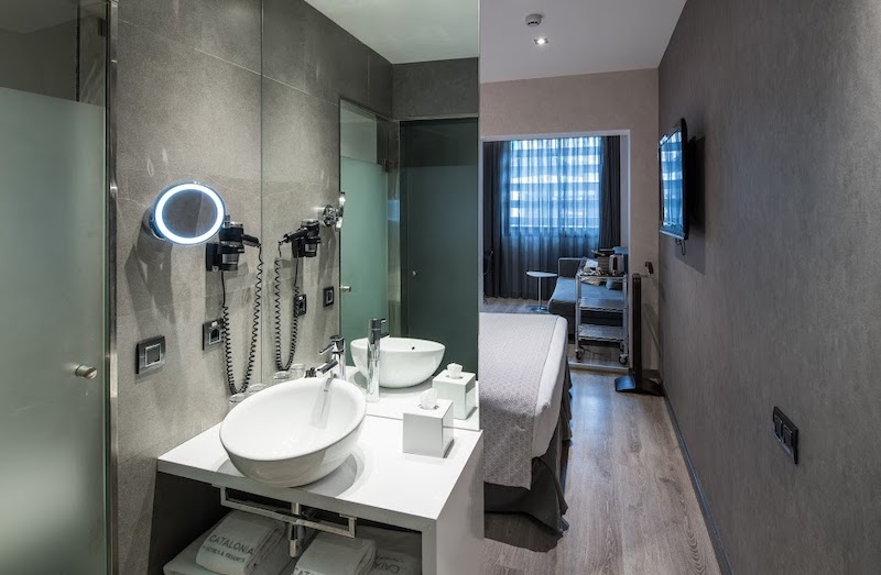 habitacion junior suite catalonia gran via bcn 05