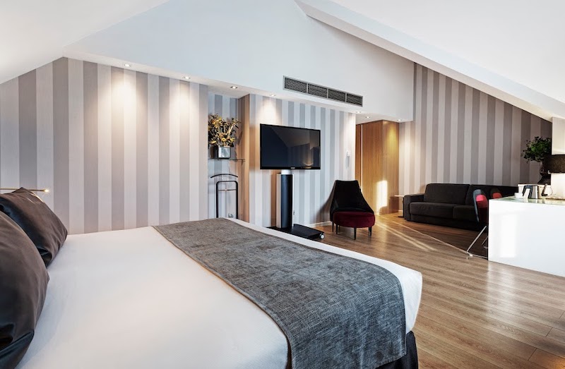 habitacion junior suite catalonia reina victoria 03