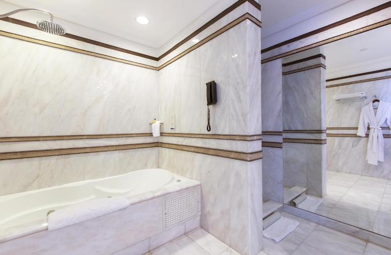 habitacion master suite ocean front catalonia santo domingo 06