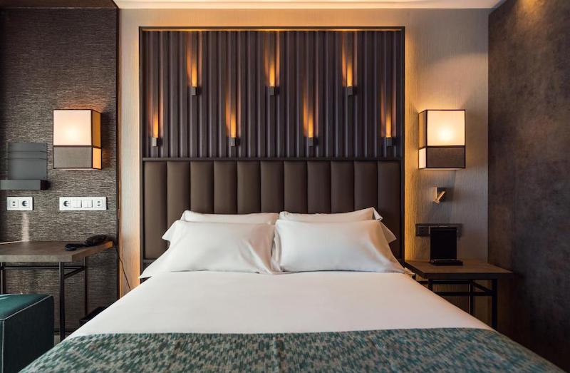 habitacion premium catalonia gran via bilbao 02