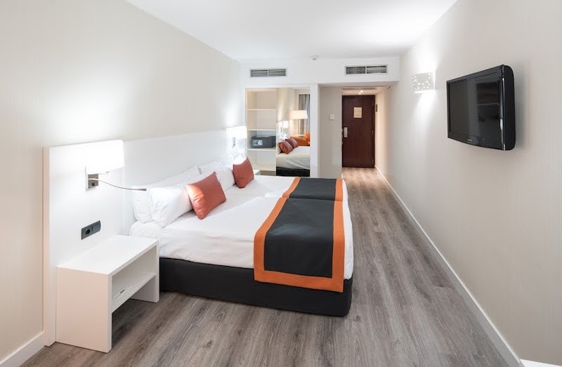 habitacion premium catalonia sabadell 02