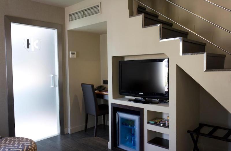 habitacion suite catalonia portal del angel 04