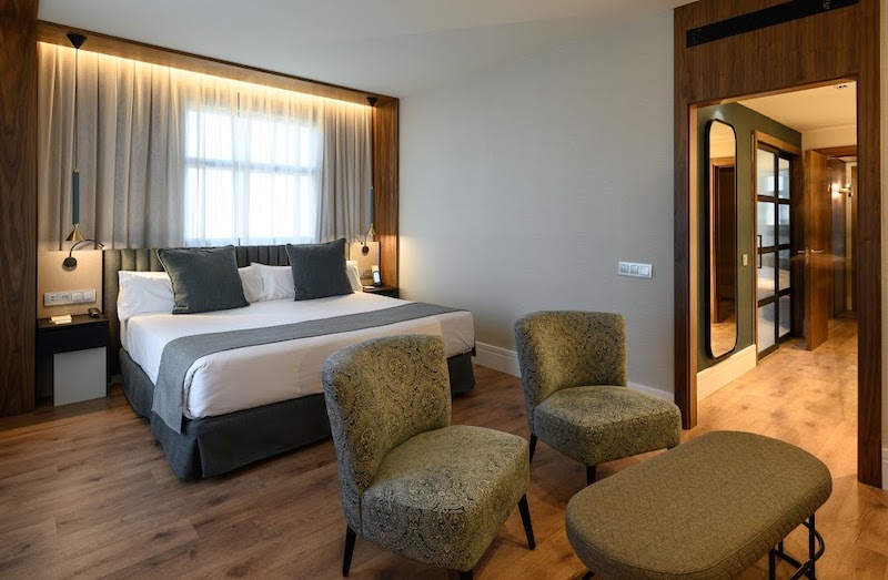 habitacion suite terrace catalonia barcelona plaza 01