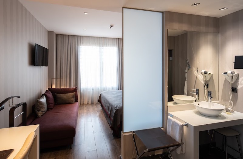 habitacion superior catalonia barcelona plaza 03