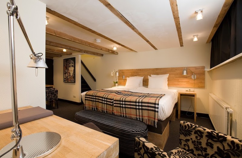 catalonia amsterdam double basement 02