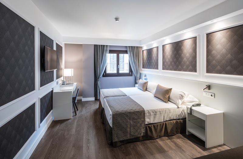 catalonia magdalenes doble 01