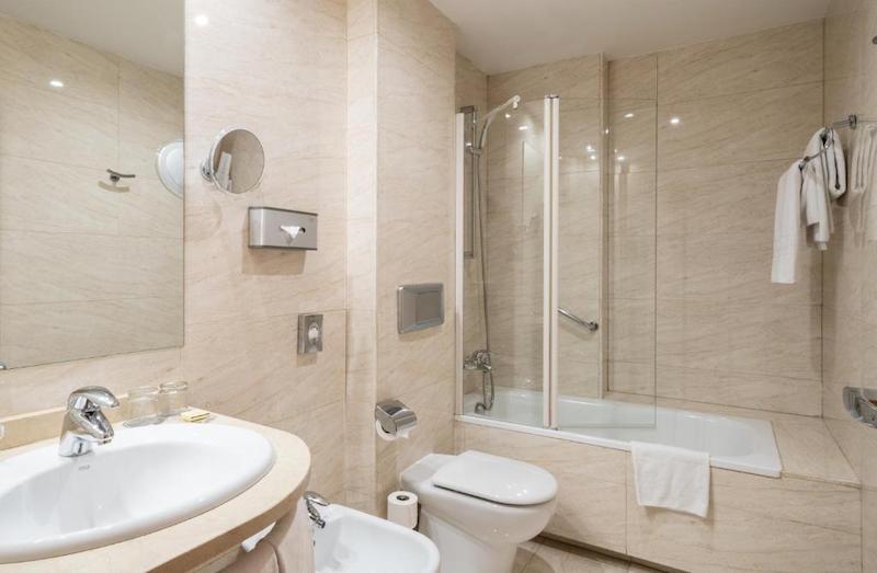 habitacion doble catalonia la maquinista 05