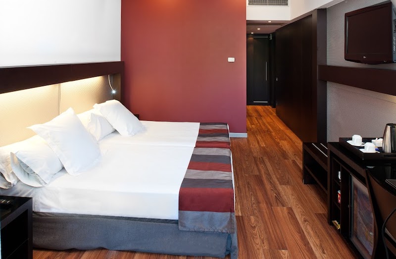 habitacion doble catalonia port 01