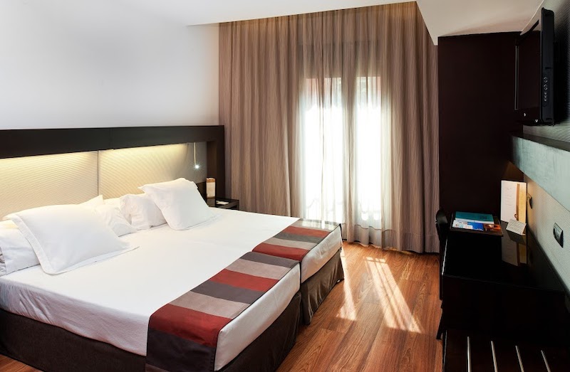 habitacion doble catalonia port 02